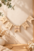 Affirmations-Wimpelkette aus Holz – personalisiert