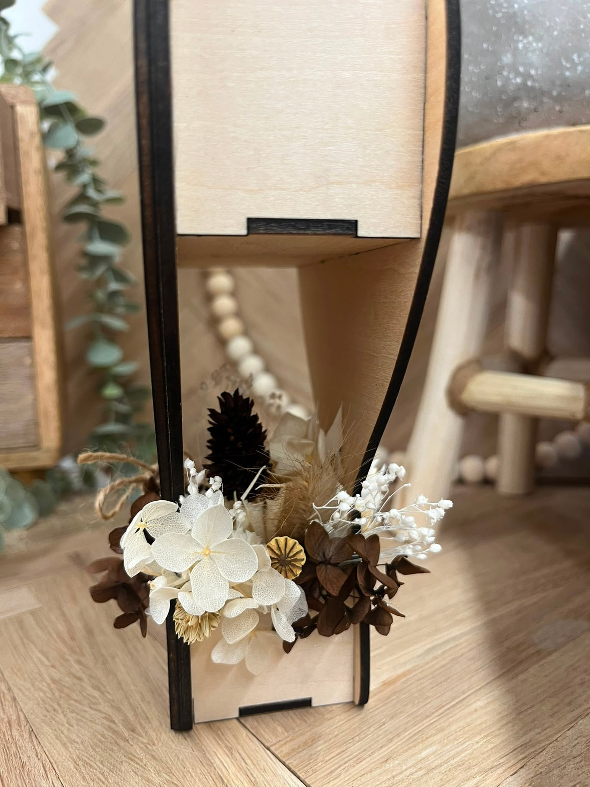 Heißluftballon aus Holz mit Trockenblumen – Ansicht 9