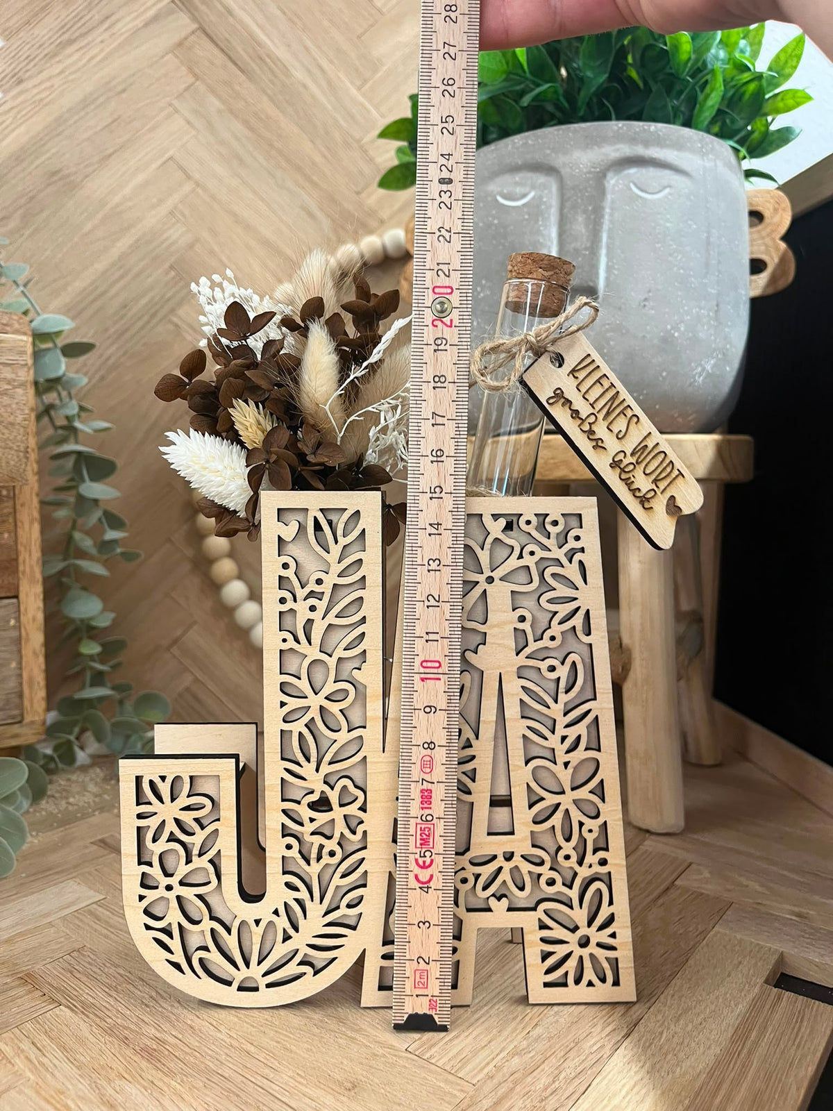 Holzaufsteller „JA“ als Geldgeschenk zur Hochzeit – Ansicht 4