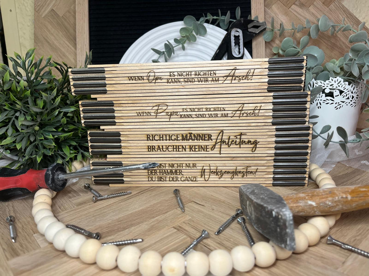 Zollstock aus Holz mit Spruch – Spruchübersicht