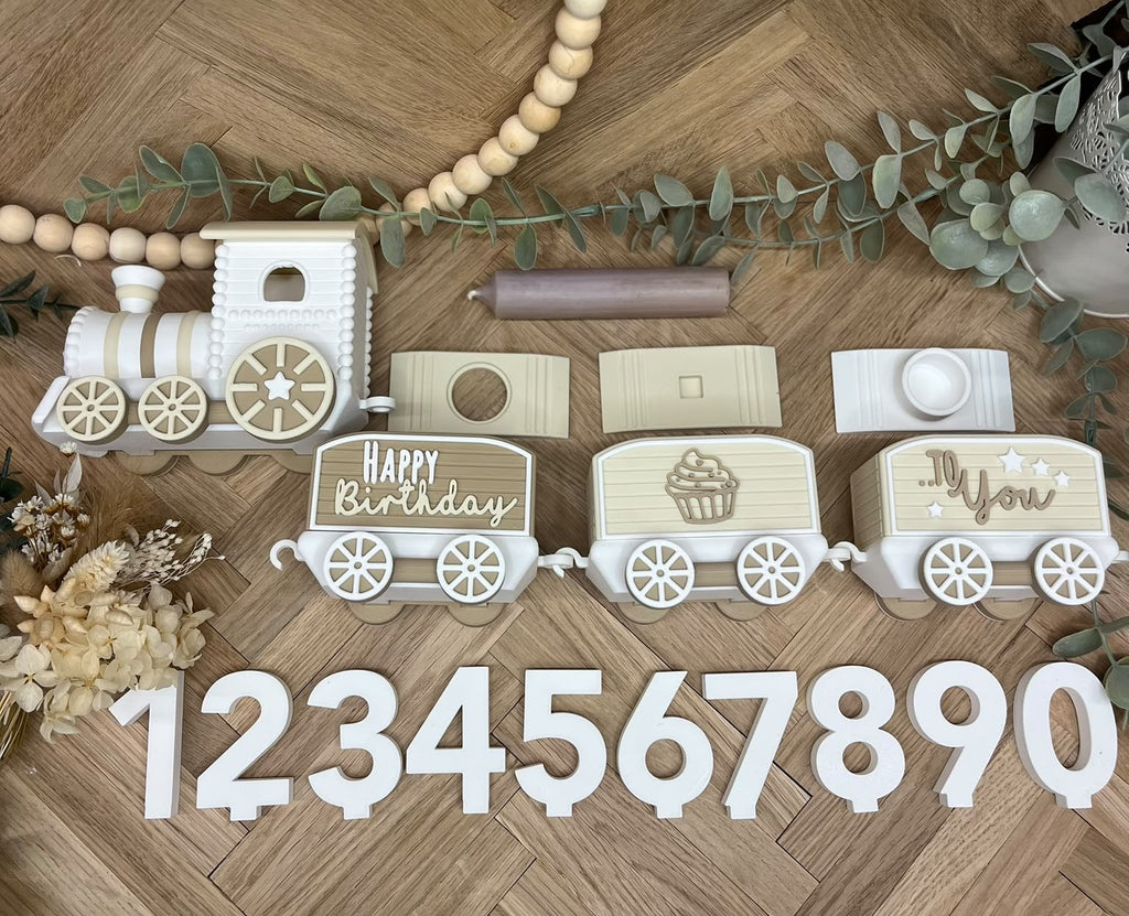 Geburtstagszug aus dem 3D-Druck mit austauschbaren Zahlen