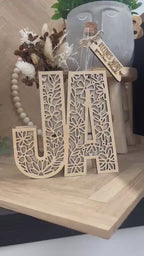 Geldgeschenk zur Hochzeit „JA“ aus Holz mit Trockenblumen